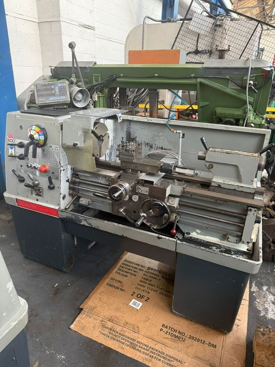 Colchester Engine Lathe 2000 RPM TRIUMPH 2000 30"