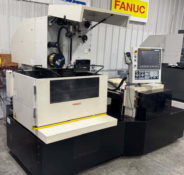 Fanuc 1iE-SAWF CNC Wire EDM