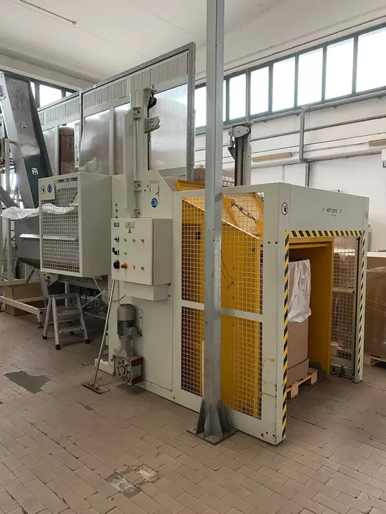 Krones Contiform S8, Blow Moulder