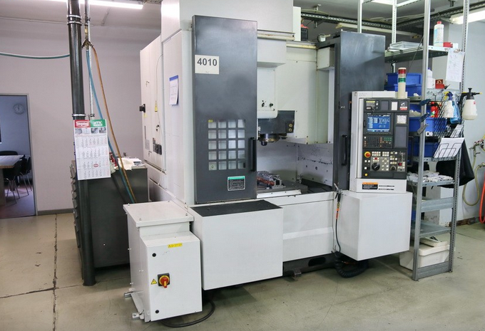 Mori Seiki NV 4000 DCG 4 Axis