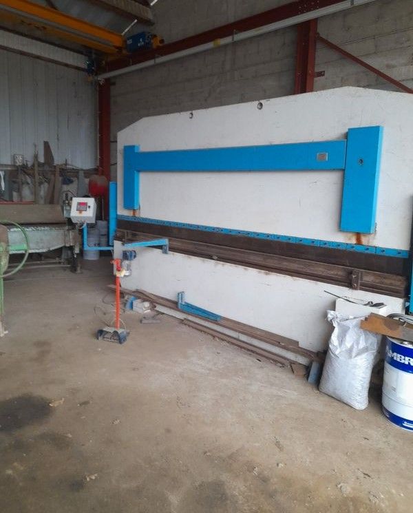 LVD PPBL 135-4 135 tons x 4 meters