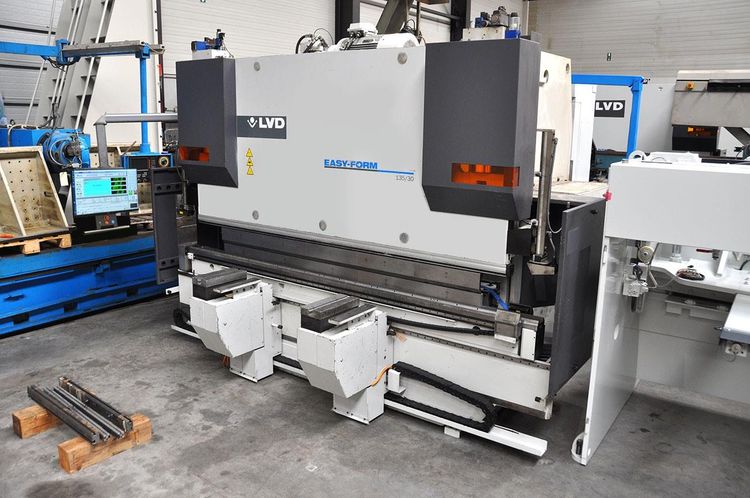 LVD TURBO PPEB 135 TON X 3100 MM CNC