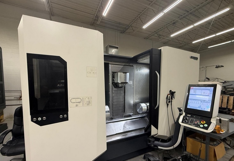 DMG Siemens 840D SLIMline Touchscreen 5,000 RPM MORI CLX-450TC  4 Axis