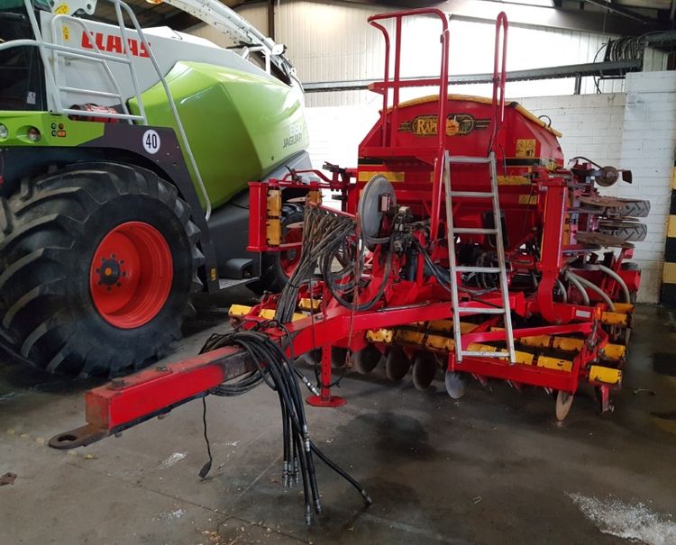 Rapid A 400 Seed Drill