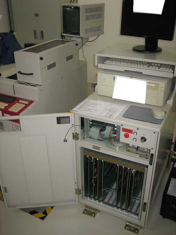 Tokyo Semitsu Kogaku (TSK) EM-21 test equipment