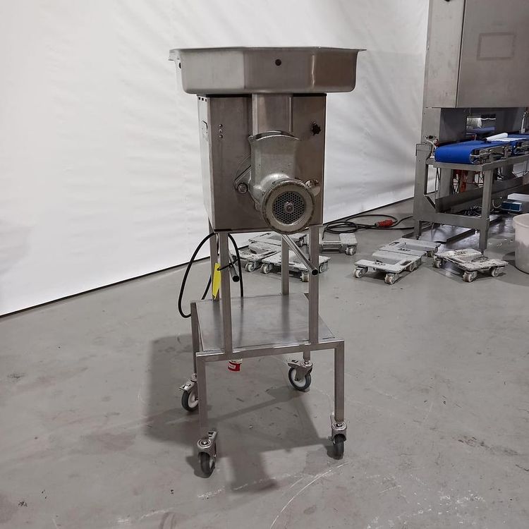 Hobart 4733 SS Meat grinder