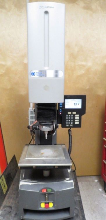 Instron 2000T Rockwell hardness Tester