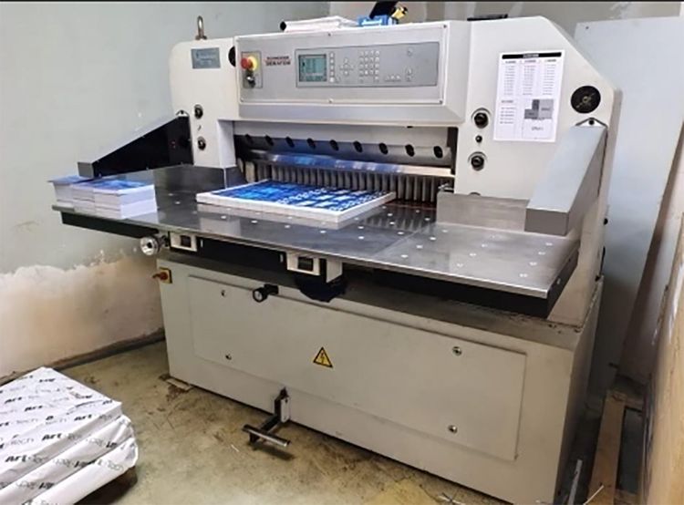 Schneider Senator-92 E-line