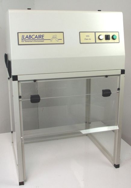 Labcaire VLF6 Vertical Laminar Flow Cabinet