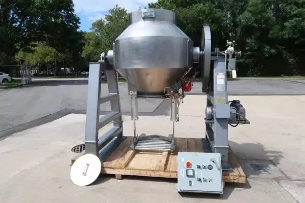 Gemco 30 Cubic Foot Stainless Steel Double Cone Blender