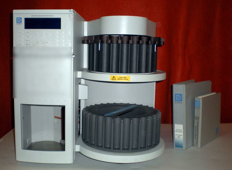 Dionex ASE 200 accelerated solvent extractor