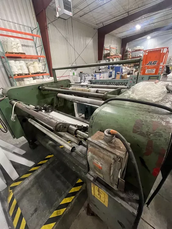 Gloucester 117 single turret winder 44"