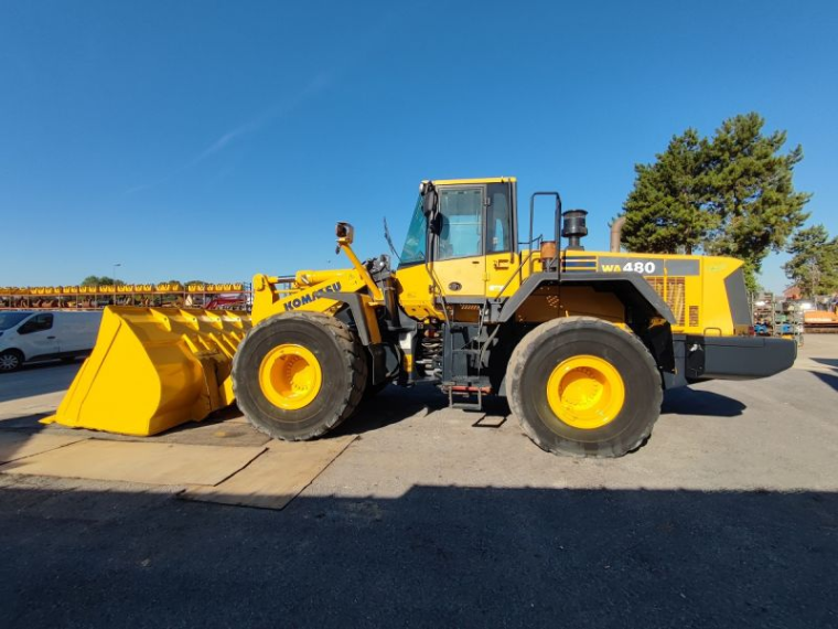 Komatsu WA4806 Wheel Loader