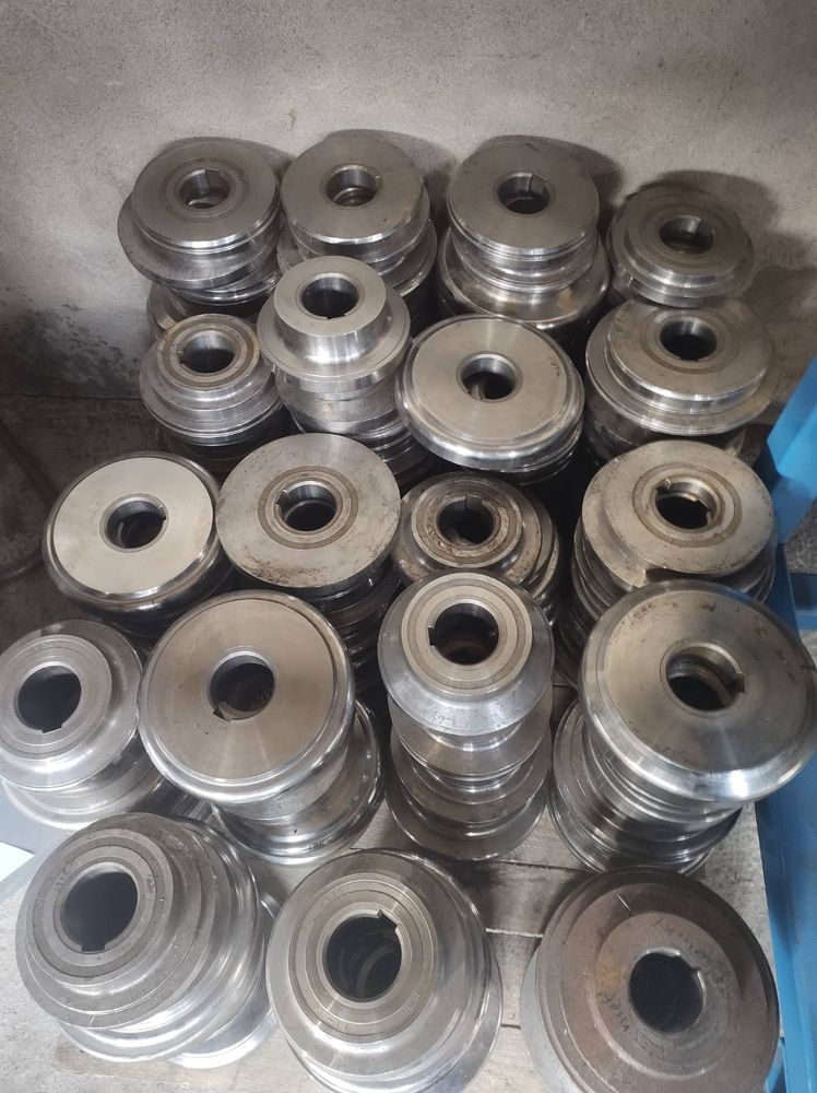 Sheet metal profile roll forming tools