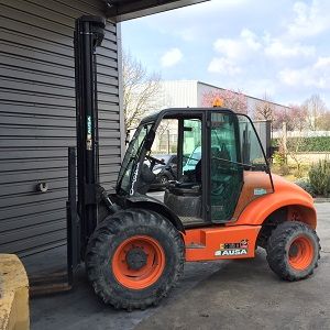 Ausa C300HX Forklift 3000 kg