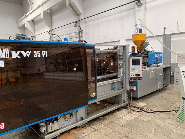 BMB INJECTION PRESS 350 T