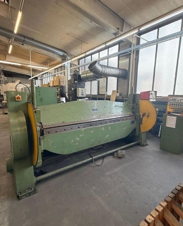 Fasti 212-25-5 Maximum bending length 2550 mm