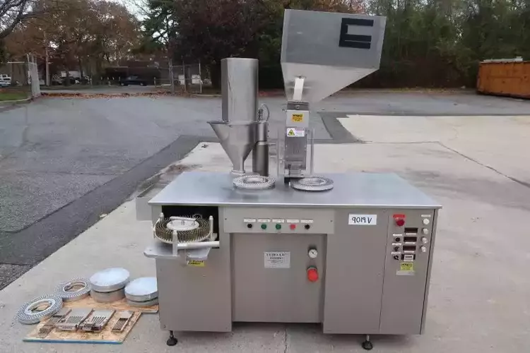 Capsugel Ultra 8 II Semi-Automatic Production Scale Capsule Filling /Encapsulating Machine