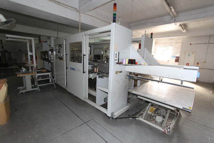 Schmale durate automatic cross cutting and cross hemming