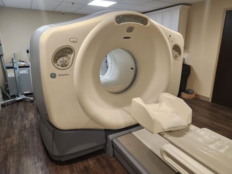 GE Discovery ST Ultra 8 PET CT