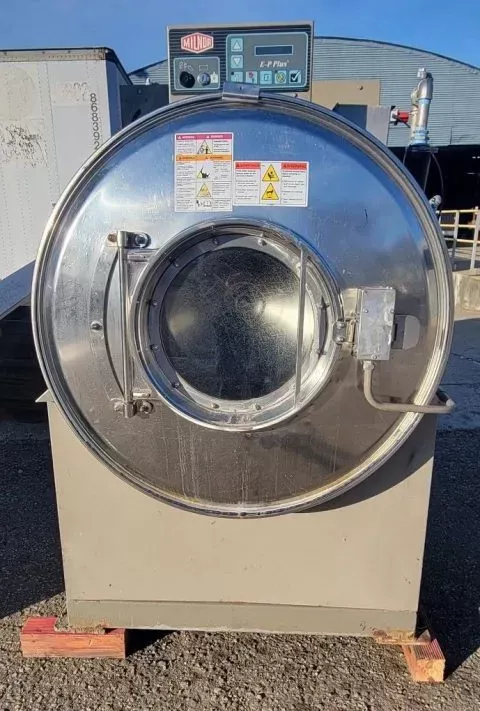 Milnor 36026V7J Washer