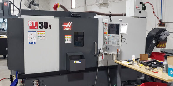 Haas Haas CNC control 3400 rpm ST-30Y 2 Axis