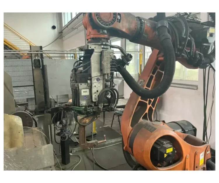 Kuka KR210 6 Axis
