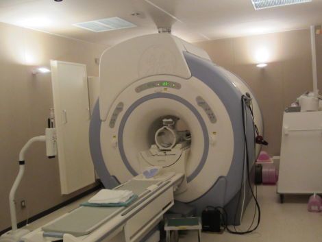 GE 3.0T MRI Systems (Closed Bore)