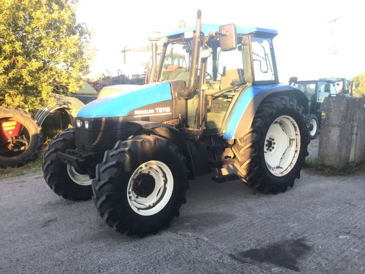 New Holland TS115 Tractor