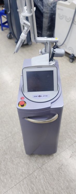 Cynosure RevLite  Laser