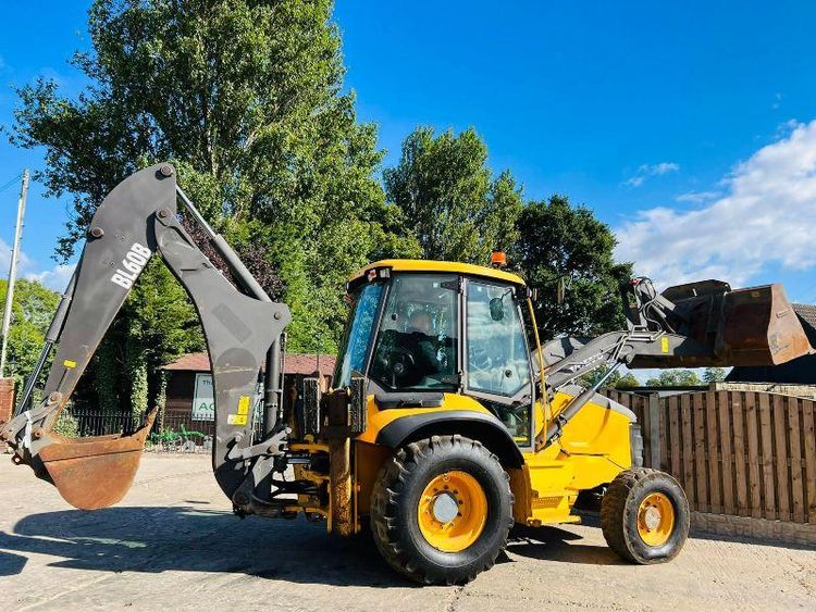 Volvo BL60B Backhoe Loader