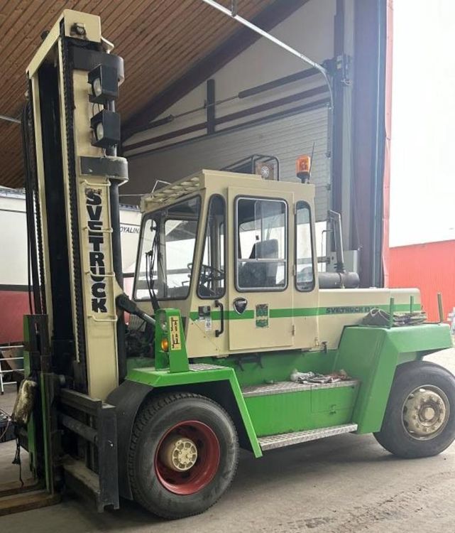 SVETruck 1260-30 12,000 kg