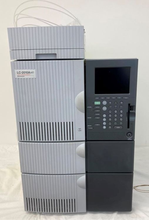 Shimadzu LC-2010A HT HPLC System