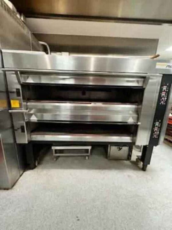 Paramount 2 Deck Bakery Oven