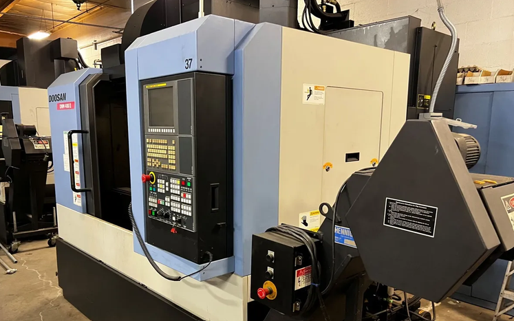Doosan DNM 400 II 4 Axis