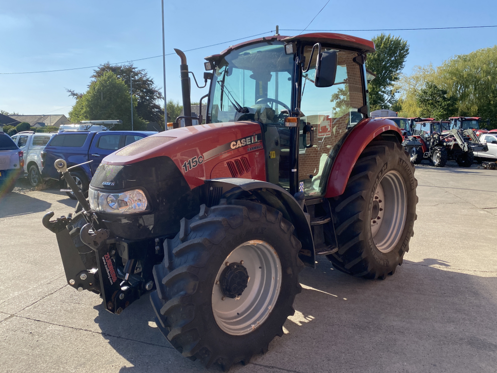 Case Farmall 115C Tractor