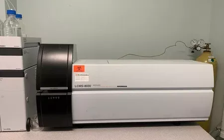 Shimadzu 8030+ Mass Spectrometer