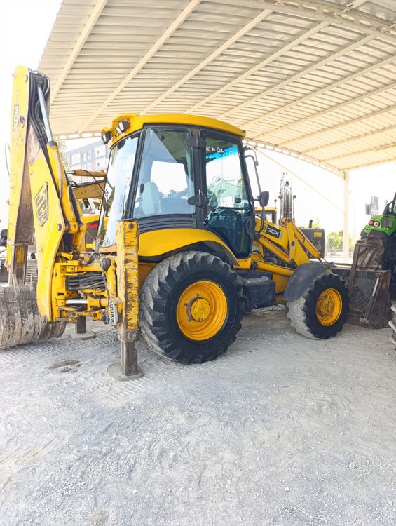 JCB 3CX Backhoe Loader