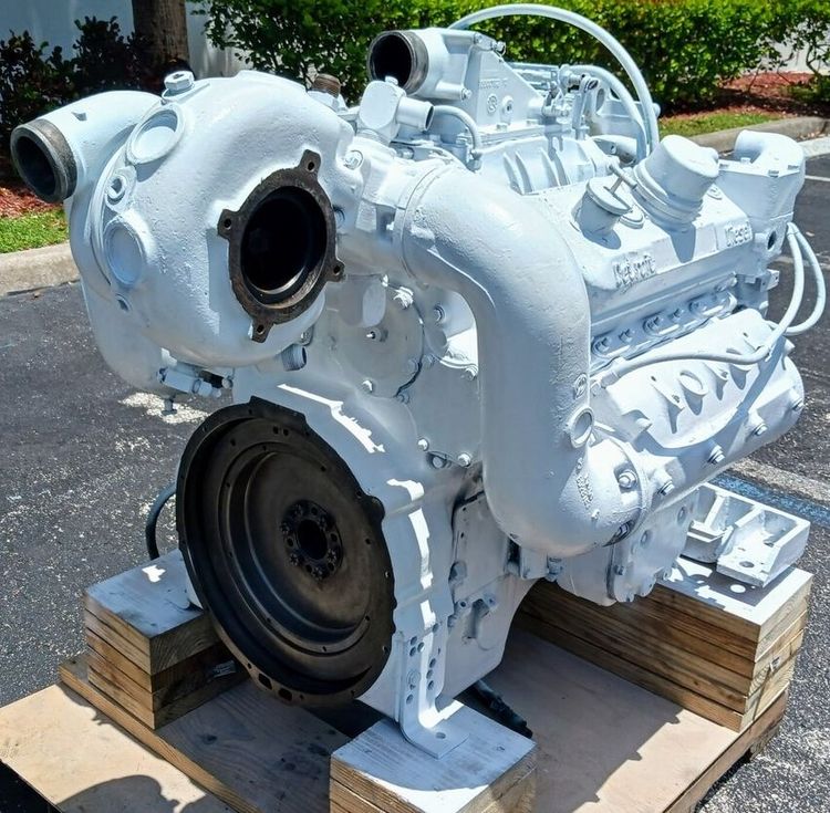 Detroit 6V92 TA Horsepower: 550 RPM: 2300