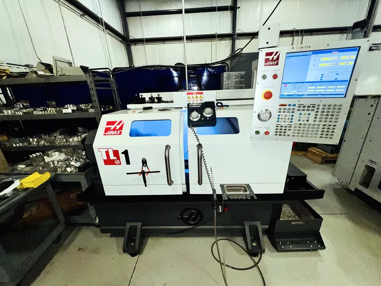 Haas Haas CNC 1,800 RPM TL-1 2 Axis
