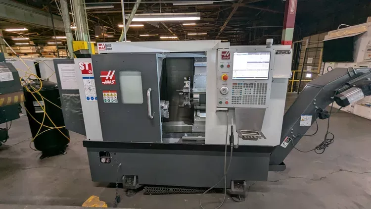 Haas CNC Control 4,000 RPM ST-15 2 Axis