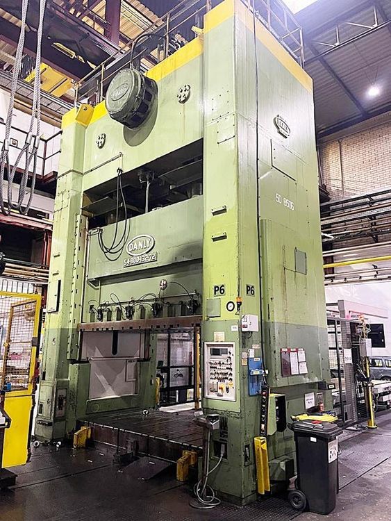 5 Danly Tandem Press Line (5 presses) 800 tons (per press)