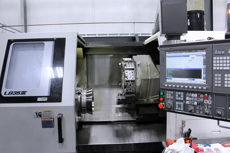 Okuma P300L 3,200 RPM LB35-III 2 Axis