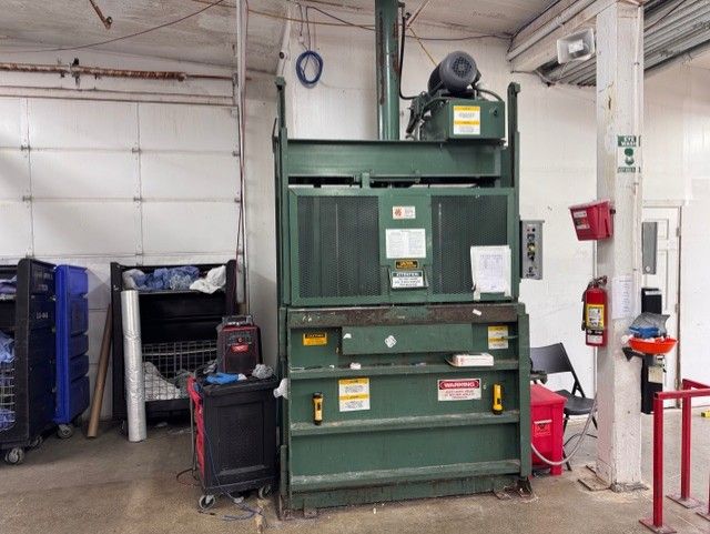 Load King Vertical Baler