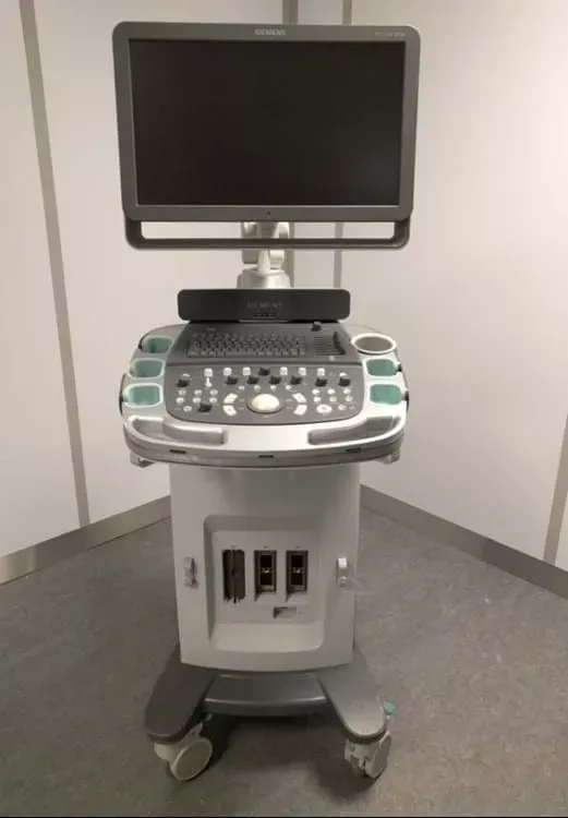 Siemens Acuson X700