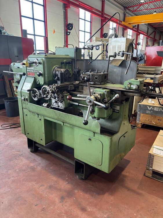 Hitachi Seiki Engine Lathe 2000 rpm 3A
