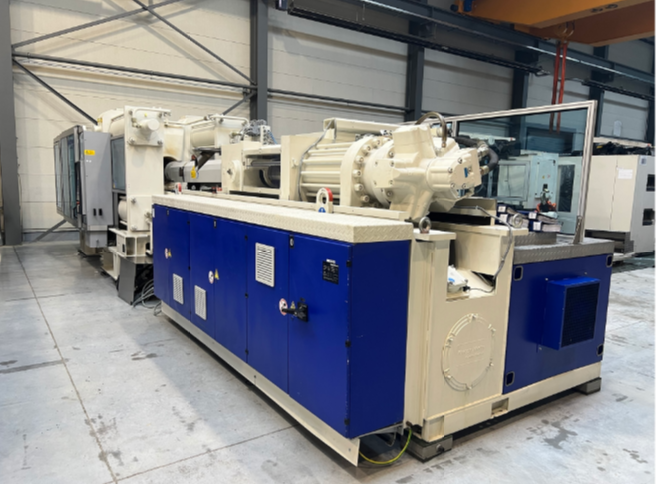 Krauss Maffei KM 650 - 6100 CM 650 T