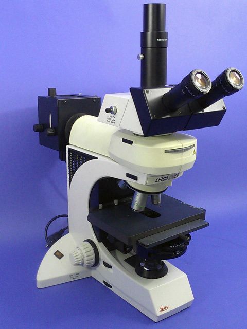 Leica DMLB Tinocular microscope w/ Phase Contrast
