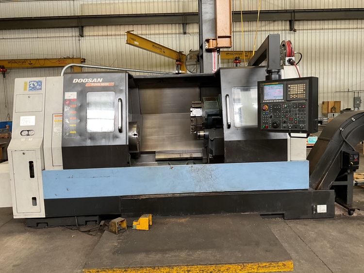 Doosan Fanuc CNC control 2000 RPM PUMA 400MB 2 Axis