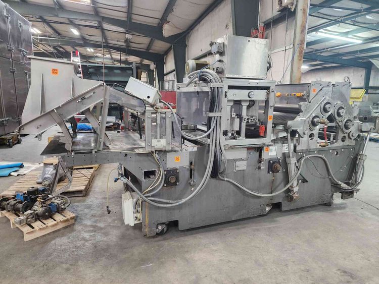 APV Coextruder